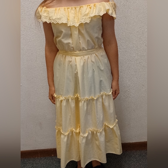Michael's Off-Shoulder Yellow Midi Dress - Picture 1 of 4